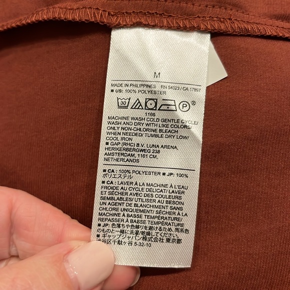 Banana Republic Volume Long Sleeve Blouse Button Women Size M New - Picture 8 of 8